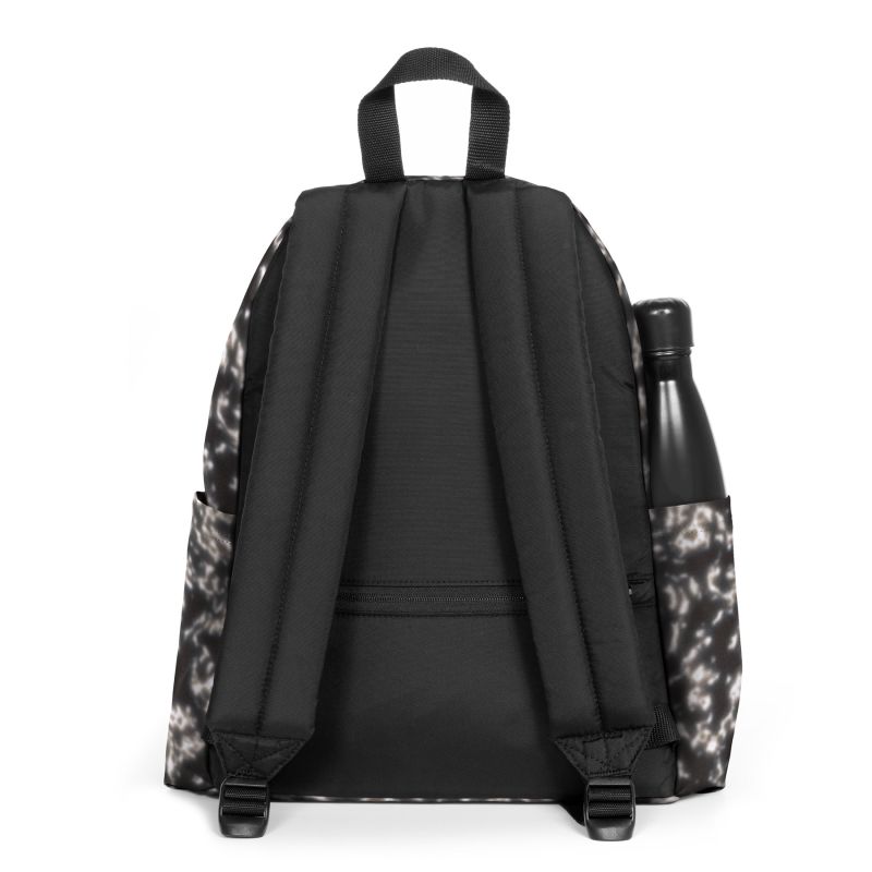 DAY PAK'R VOLCAMO BLACK - - EASTPAK